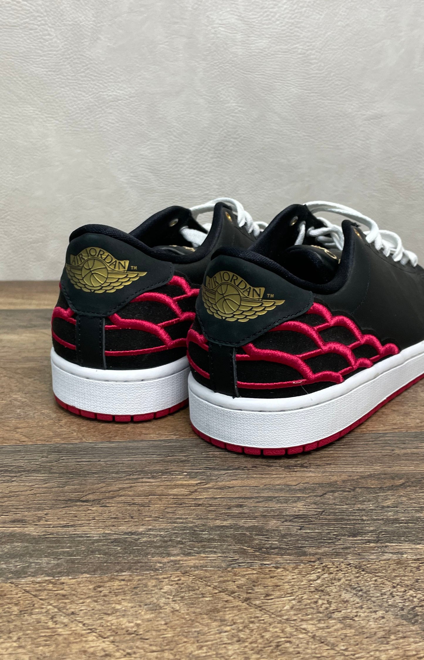 Nike Jordan Series .05 Black Red White Low Top Sneakers Men's Size 10