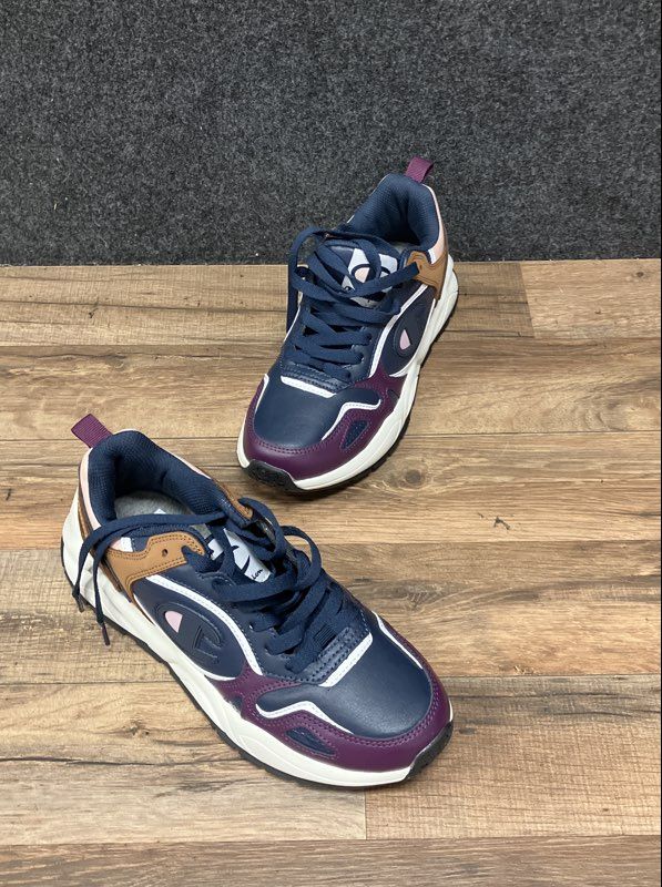 Champion 93Eighteen Navy Blue Burgundy Tan Women's Lifestyle Sneakers Size 9
