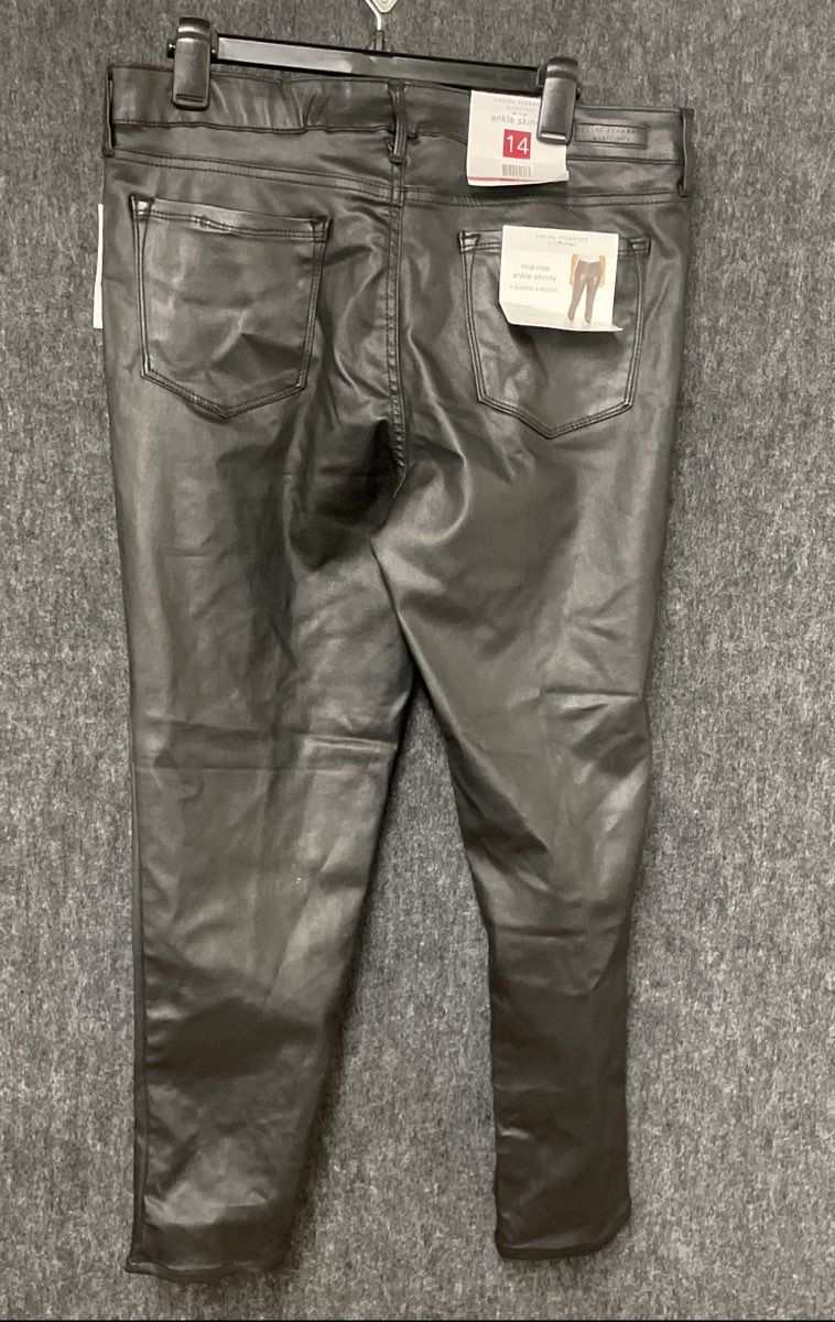Social Standard Sanctuary Women's Black Faux Leather Ankle Skinny Pants 14 NWT