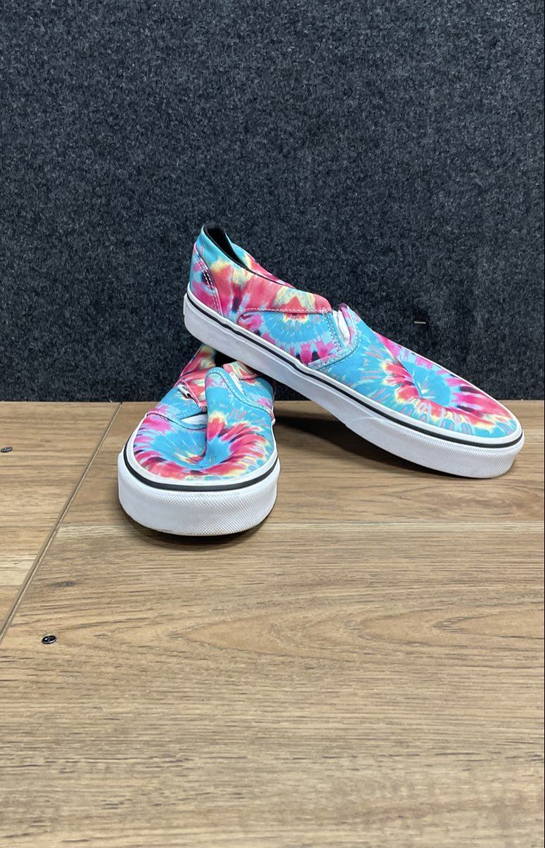 Vans Classic Slip-On Tie-Dye Multi-Color Sneakers Women's Size 8
