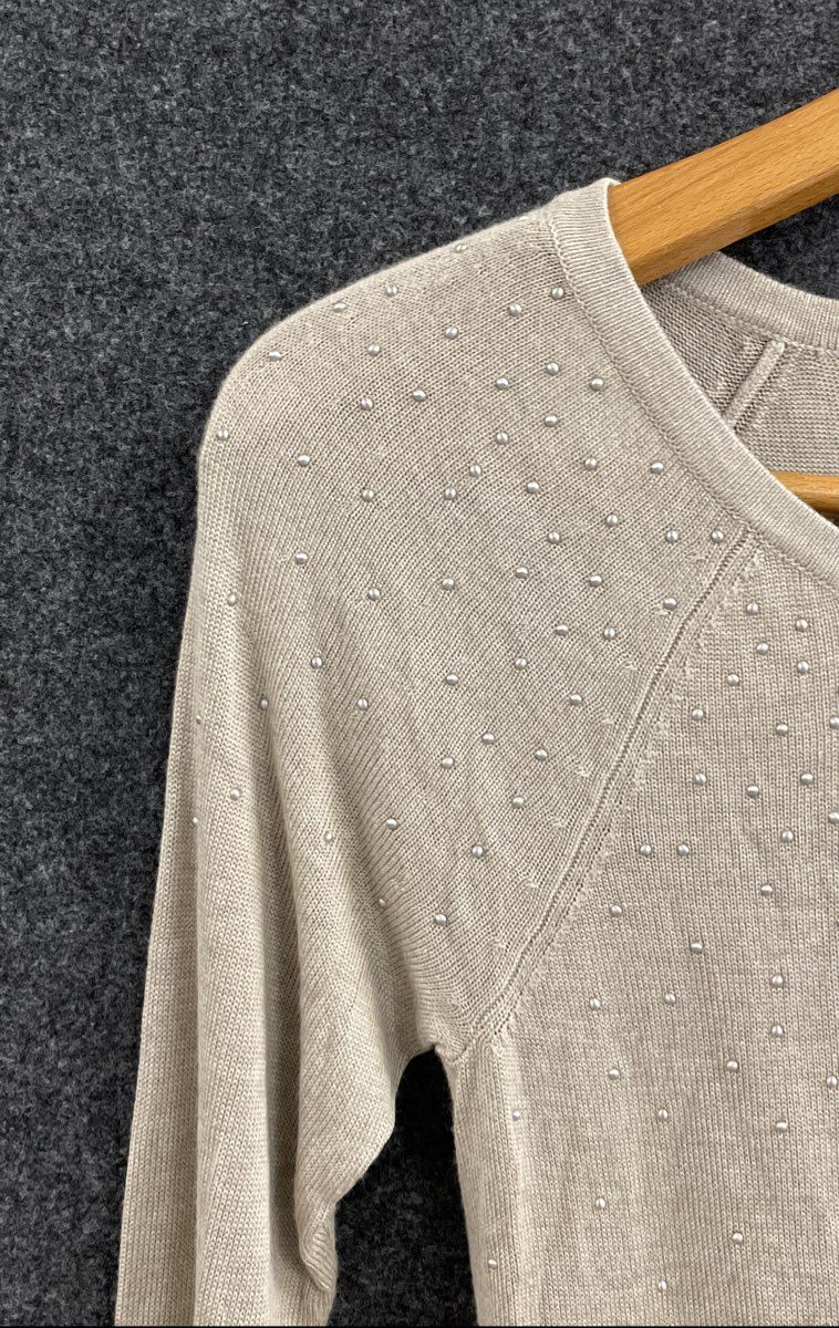 White House Black Market Women's Studded 3/4 Sleeve Pullover Biscotti Sz XXS NWT