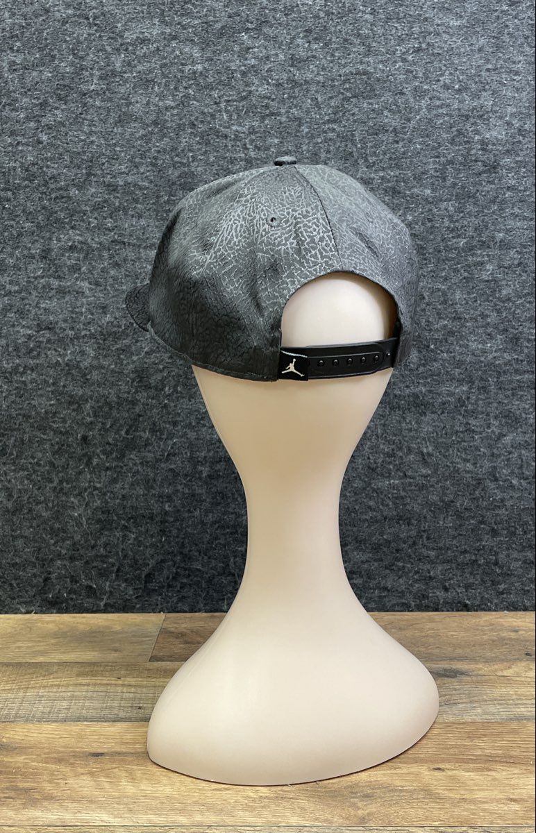 Jordan Youth Snapback Hat Gray Black Elephant Print Metal Jumpman Logo