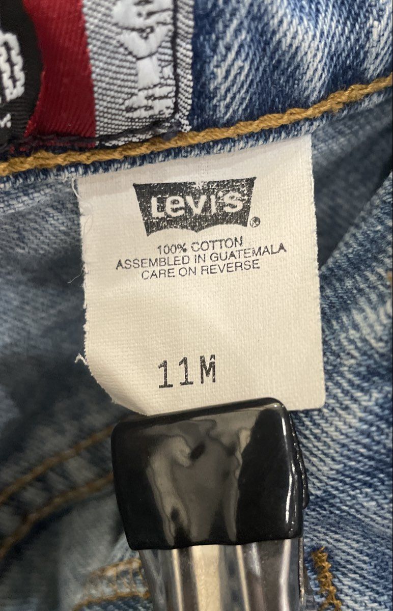 Vintage 90s Levi's SilverTab Women's Loose High Rise Light Wash Blue Jeans 11M