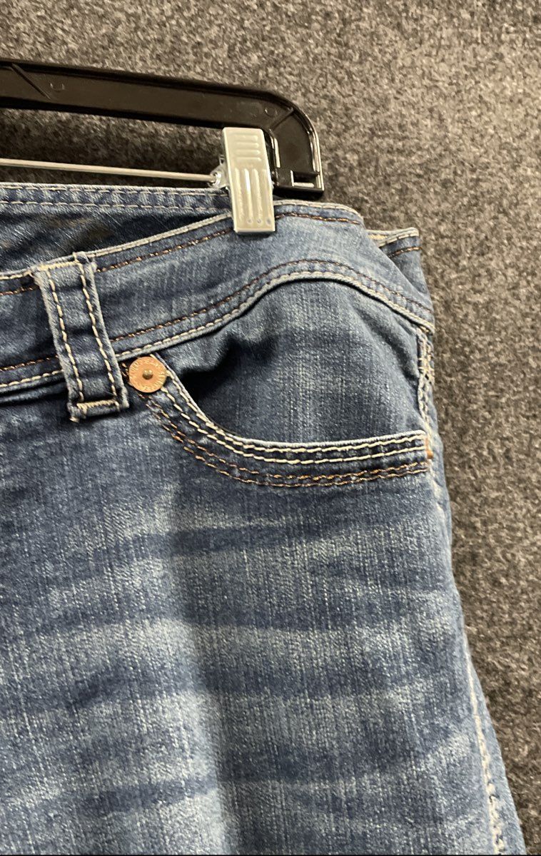 Seven7 Women's Blue Skinny Fit Jeans Whiskered Swirl Pocket Stitching Size 12
