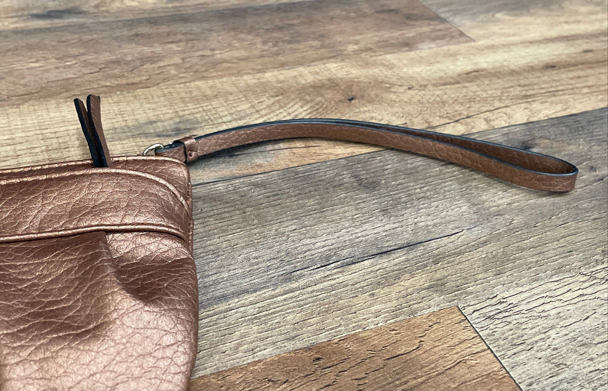 Juicy Couture Bronze Metallic Brown Leather Pleated Wristlet Wallet Large