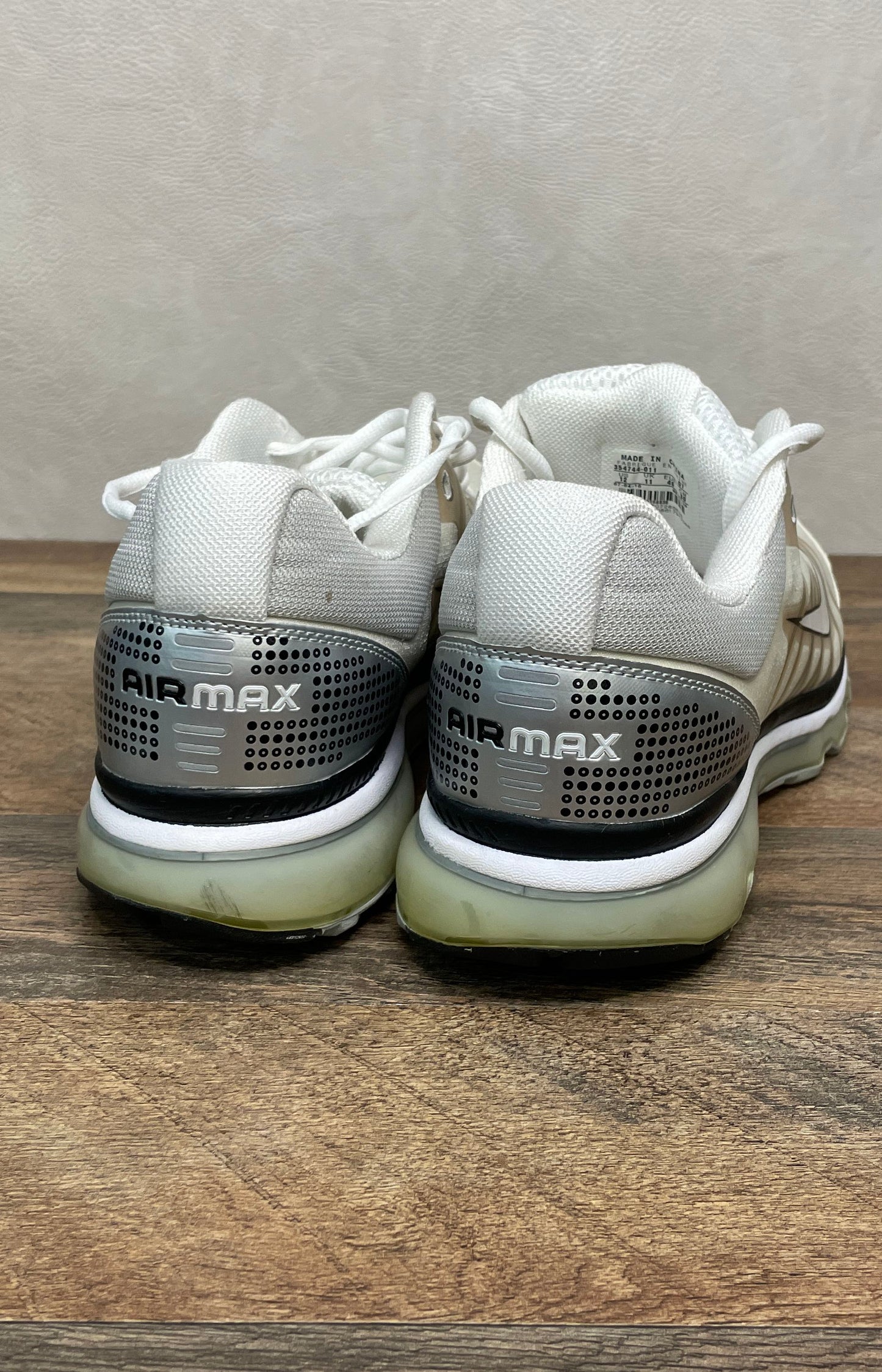 Nike Air Max 2010 White Black Metallic Silver Running Shoes Men's Size 12