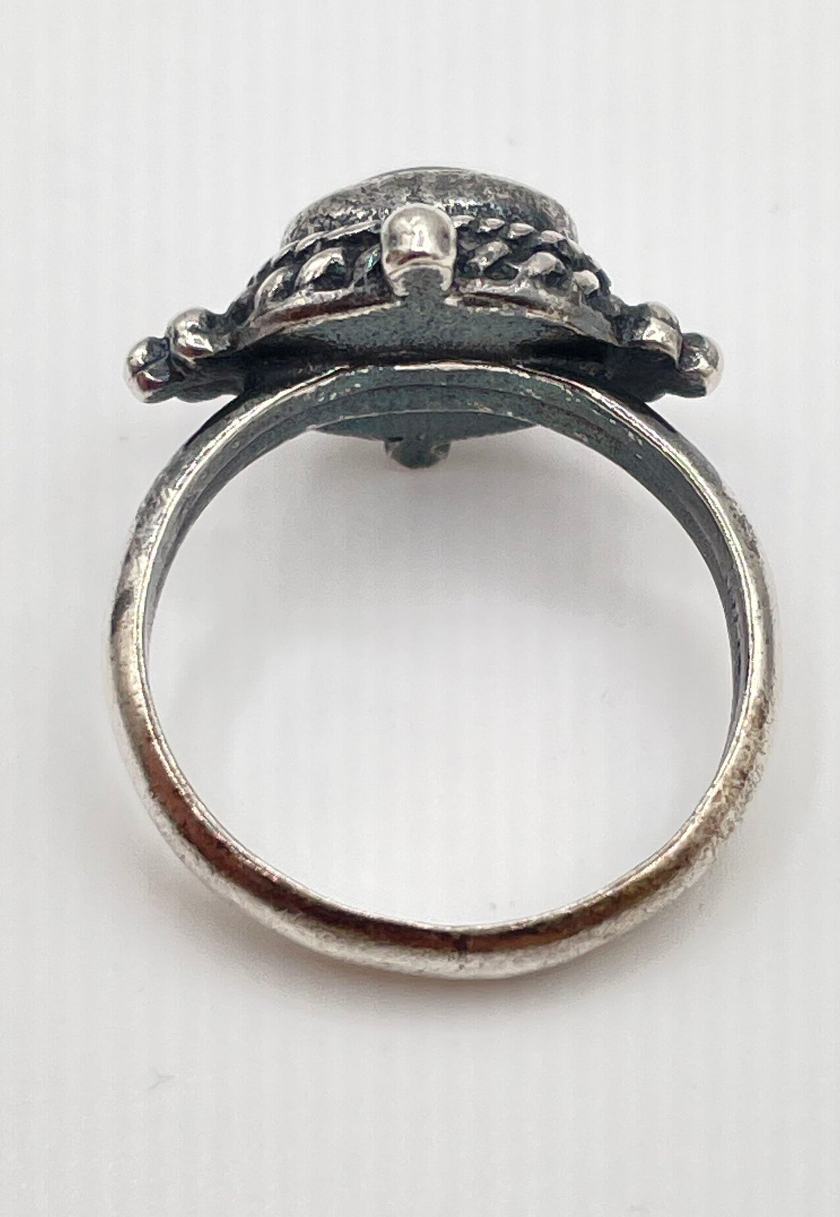 925 Sterling Silver Glass Dark Teal Stone Beaded Ring 3.4g
