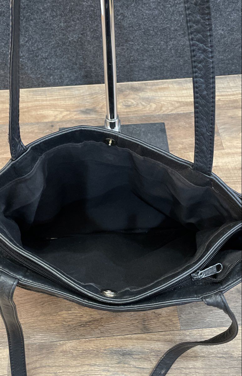 Vintage Wilsons Leather Black Pebbled Leather Shoulder Bag Tote Handbag