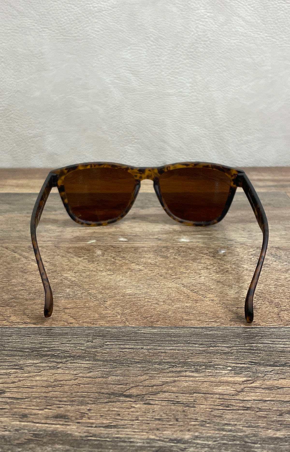 Goodr Unisex Bosley's Basset Hound Dreams Sunglasses Tortoise Polarized