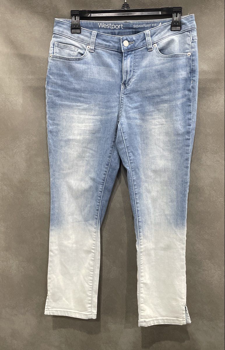 Westport Women's Signature Fit Blue Ombre Dip Dye Crop Jeans Size 4
