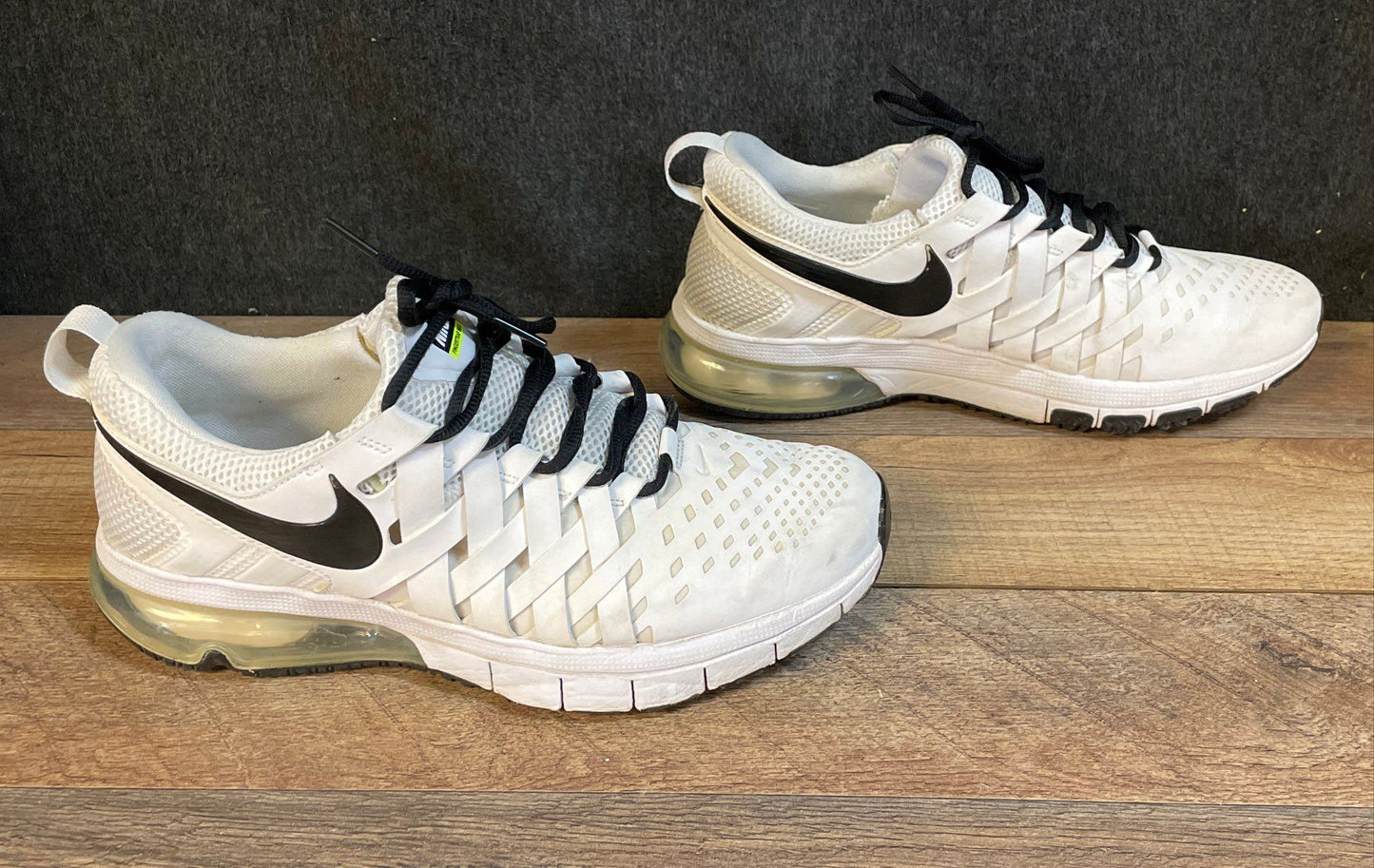 Nike Fingertrap Max White Black Men's Training Shoes Sneakers Size 9