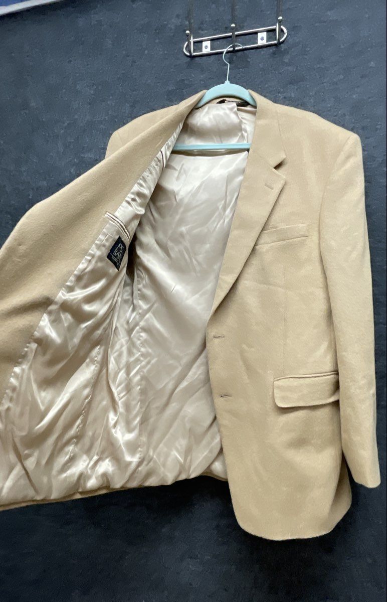 Jos. A. Bank Men's Tan 2-Button Sport Coat Blazer Lined Notch Lapel Beige