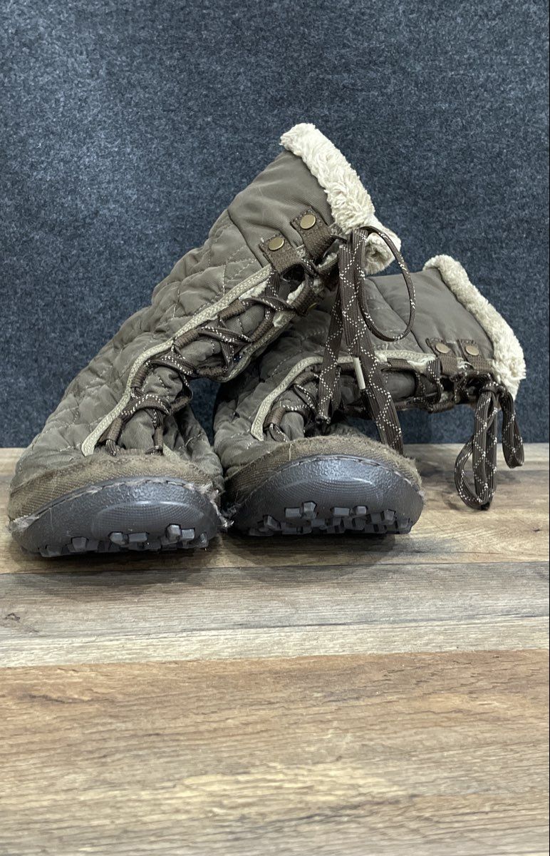 Columbia Minx Brown Quilted Waterproof Faux Fur Winter Boots Women's Size 10