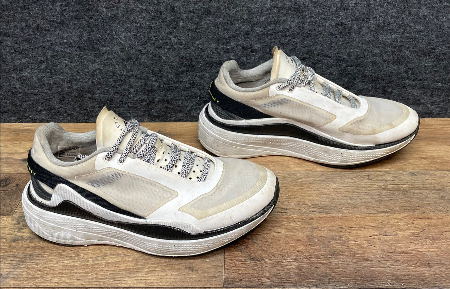 adidas by Stella McCartney Earthlight White Black Women's Running Shoes Size 8.5