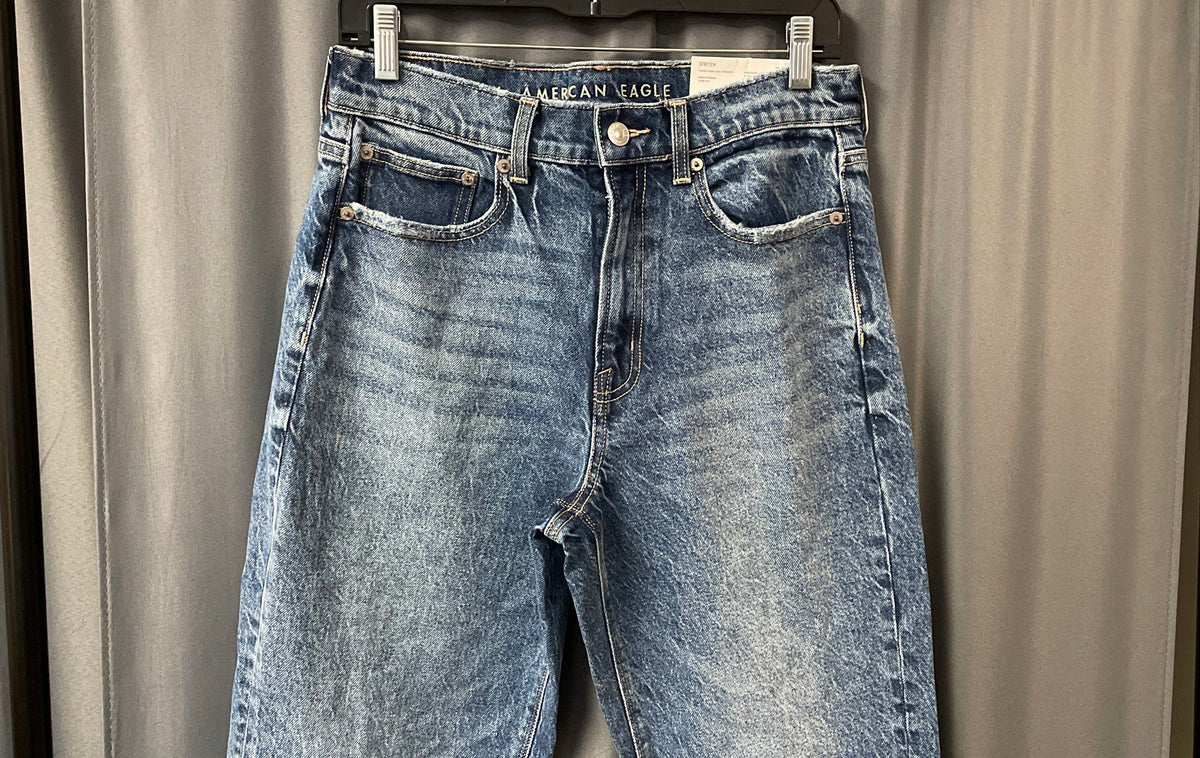 American Eagle Women's Super High-Rise Straight Jeans Blue Stretch NWT Sz 6