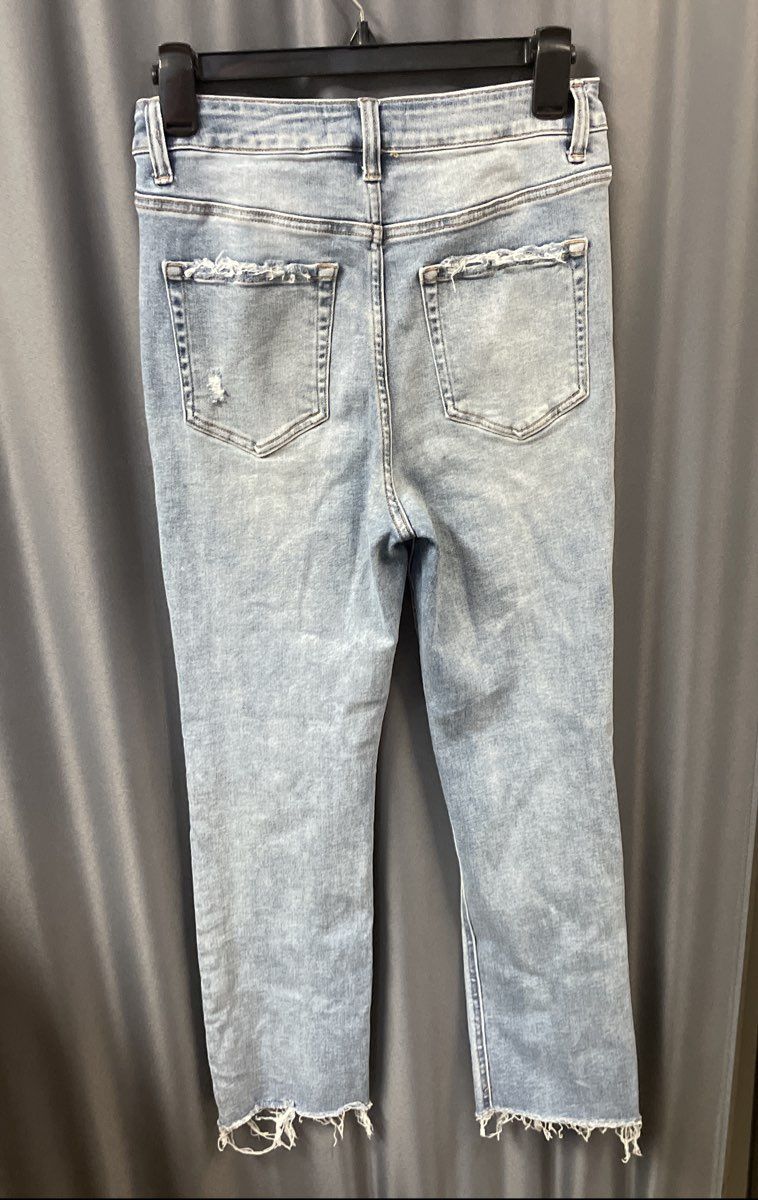 Vervet Blue Women's High Rise Straight Leg Light Wash Distressed Raw Hem Sz 27