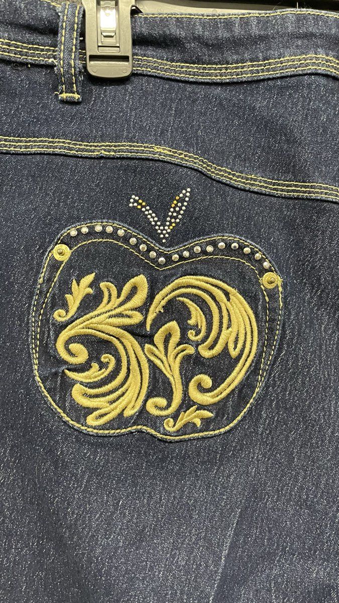 Vintage Y2K Apple Bottoms Women's Blue Embroidered Tapered Jeans Sz 20