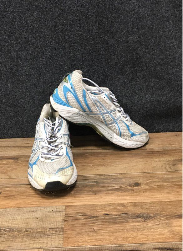 Asics GEL-Kayano 16 T054N White Blue Running Shoes Women's Size 9