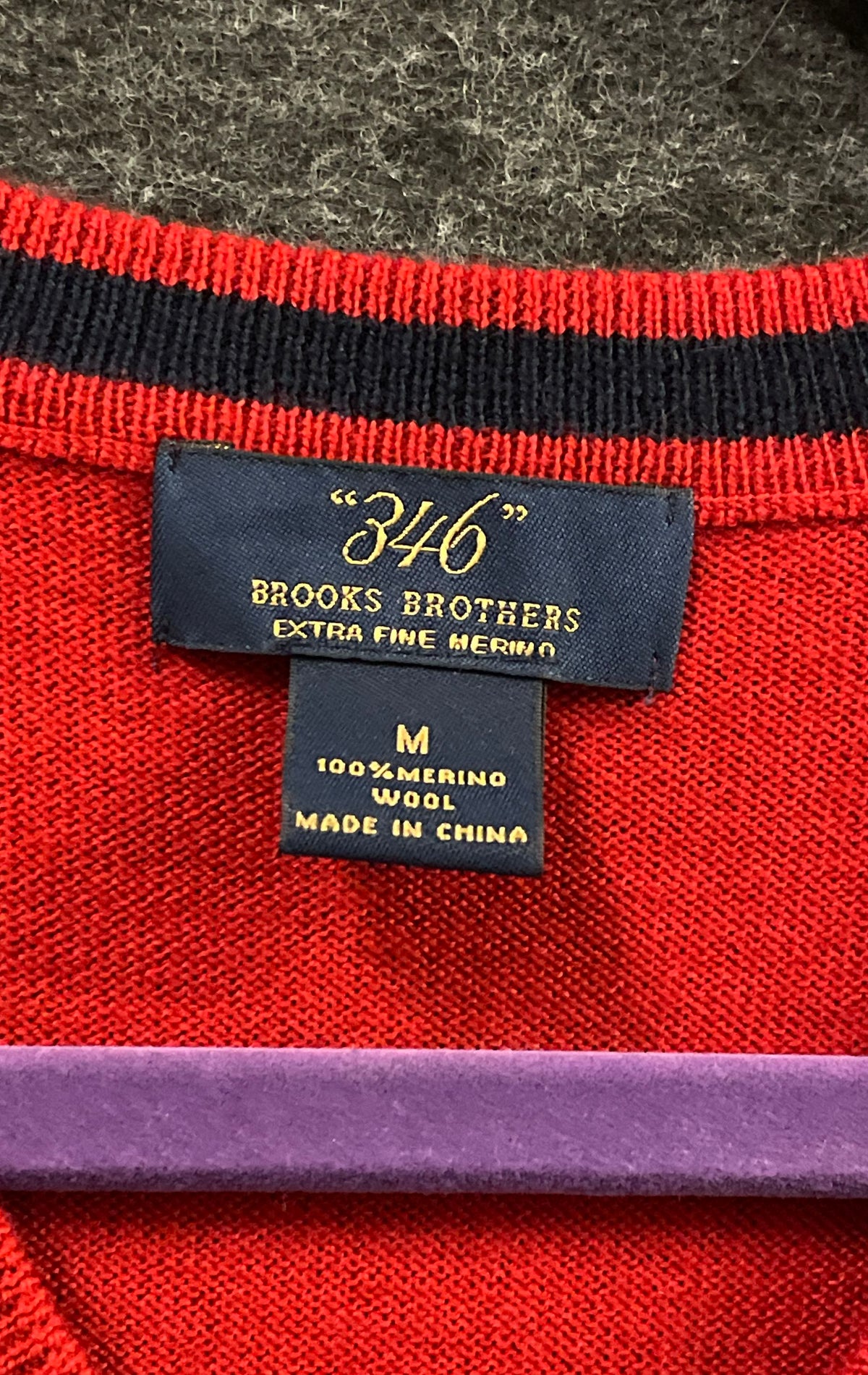 Brooks Brothers 346 Men's V-Neck Sweater Vest Red 100% Merino Wool Size M