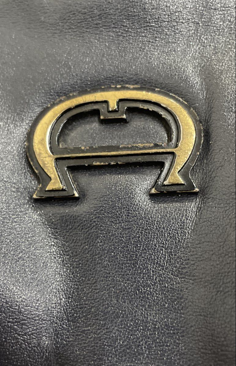 Etienne Aigner Blue Leather Vintage Shoulder Bag Gold Hardware