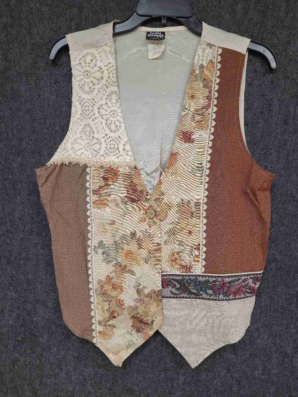 Vintage 90s Judy Knapp Women's Patchwork Floral Lace Tapestry Vest Sz M