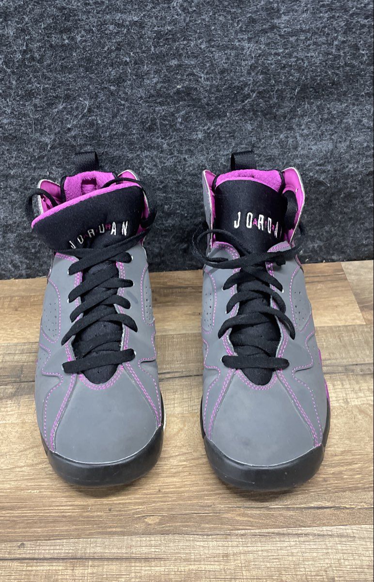 Nike Air Jordan 7 Retro GG Fuchsia Flash Dark Grey High Top Size 7Y