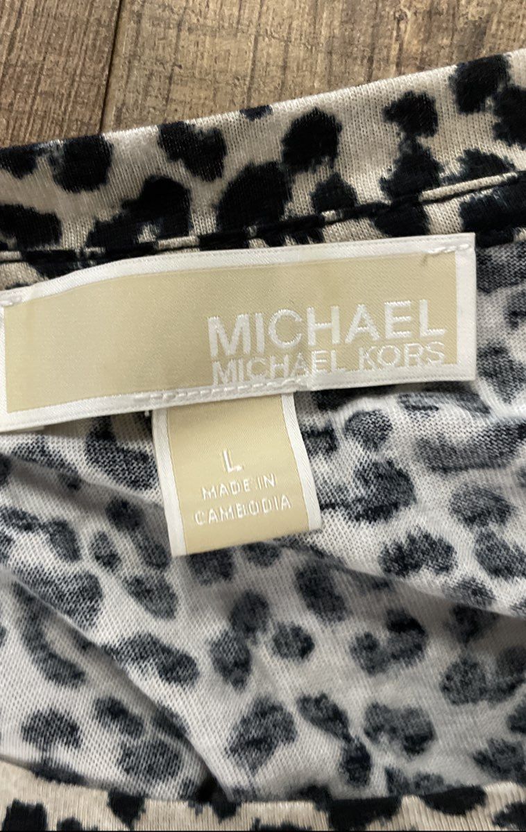 Michael Kors Women's Cheetah Print Cold Shoulder Long Sleeve Top Sz L
