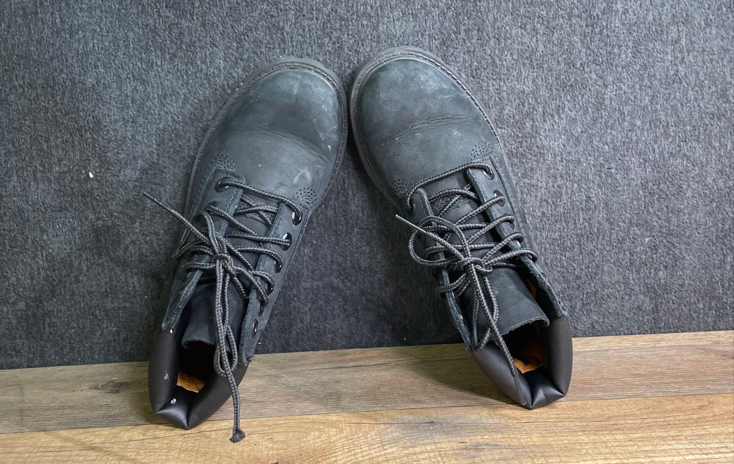 Timberland Premium 6-Inch Black Nubuck Kids Waterproof Boots Size 11