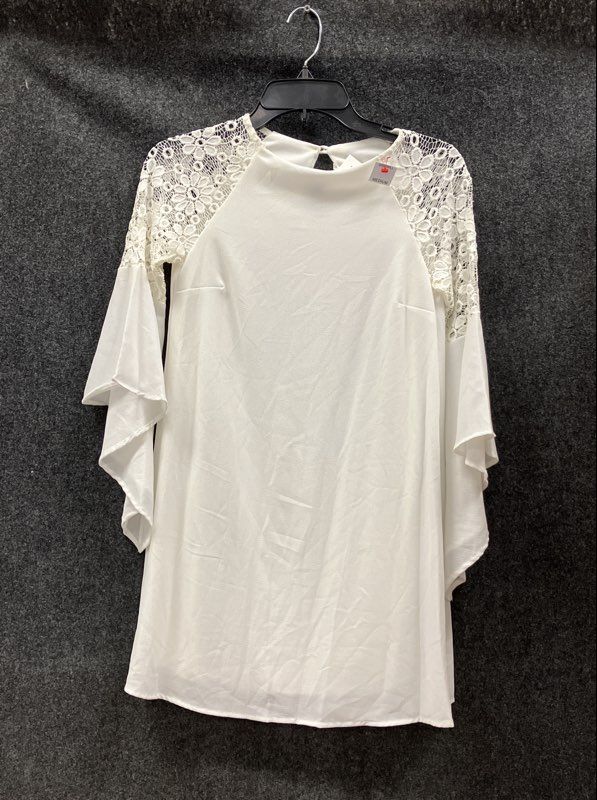 MOD REF Women's Candace Top White Floral Lace Bell Sleeve Blouse Size S NWT