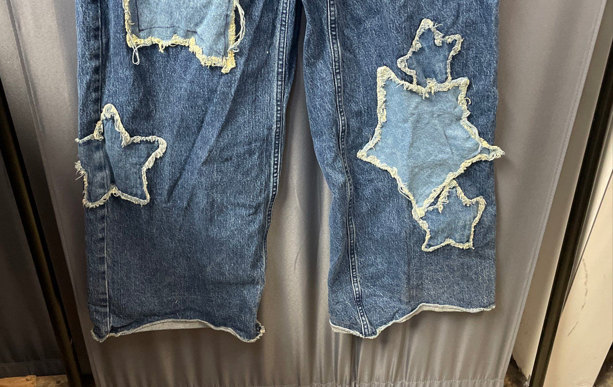 Hot Topic Women's Blue Star Patch Frayed Raw Hem Wide Leg Denim Jeans Size 13