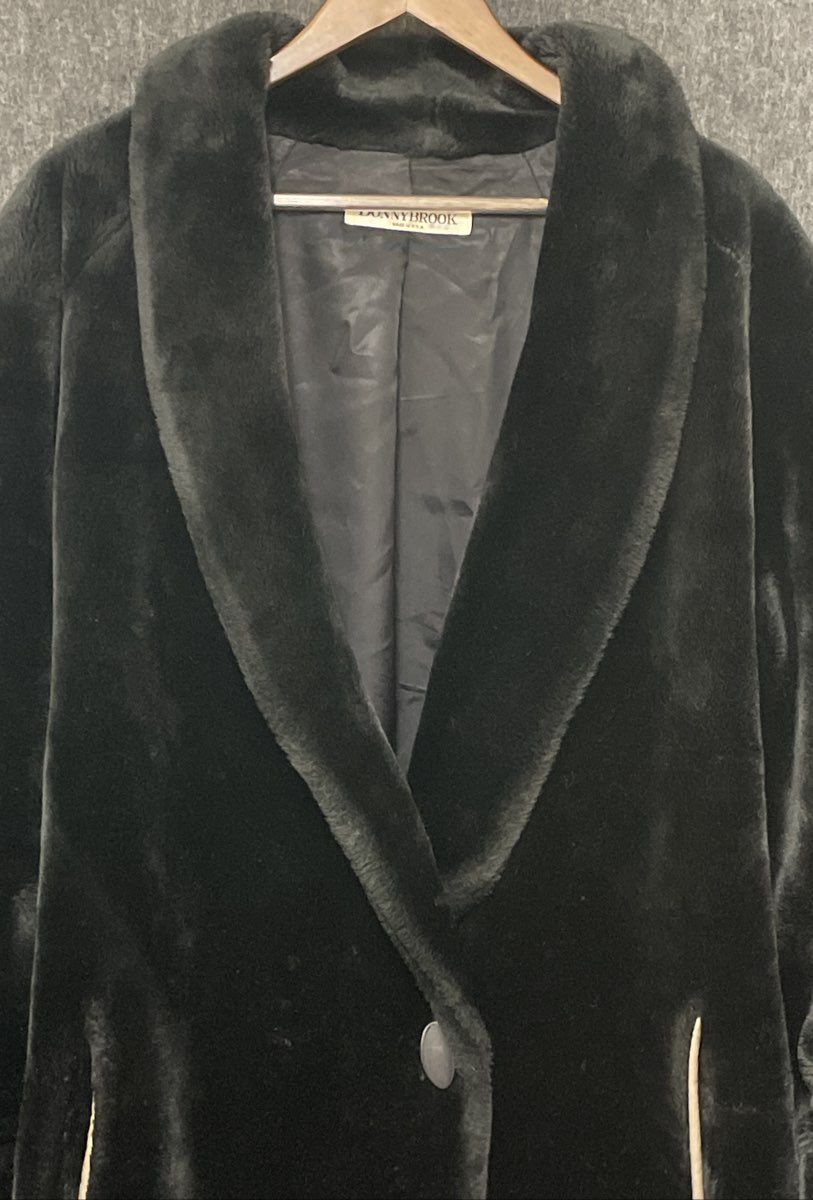 Vintage 80s Donnybrook Women's Black Faux Fur Shawl Collar Coat USA Size M