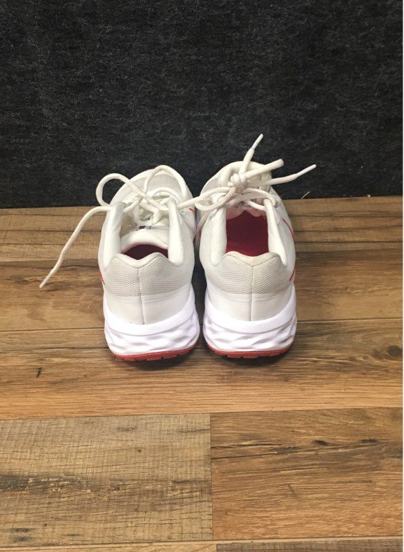 Boy's Nike Revolution 6 White Athletic Shoe Size 4