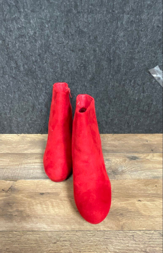 Dream Pairs Stomp Red Faux Suede Platform Block Heel Ankle Boots Size 8
