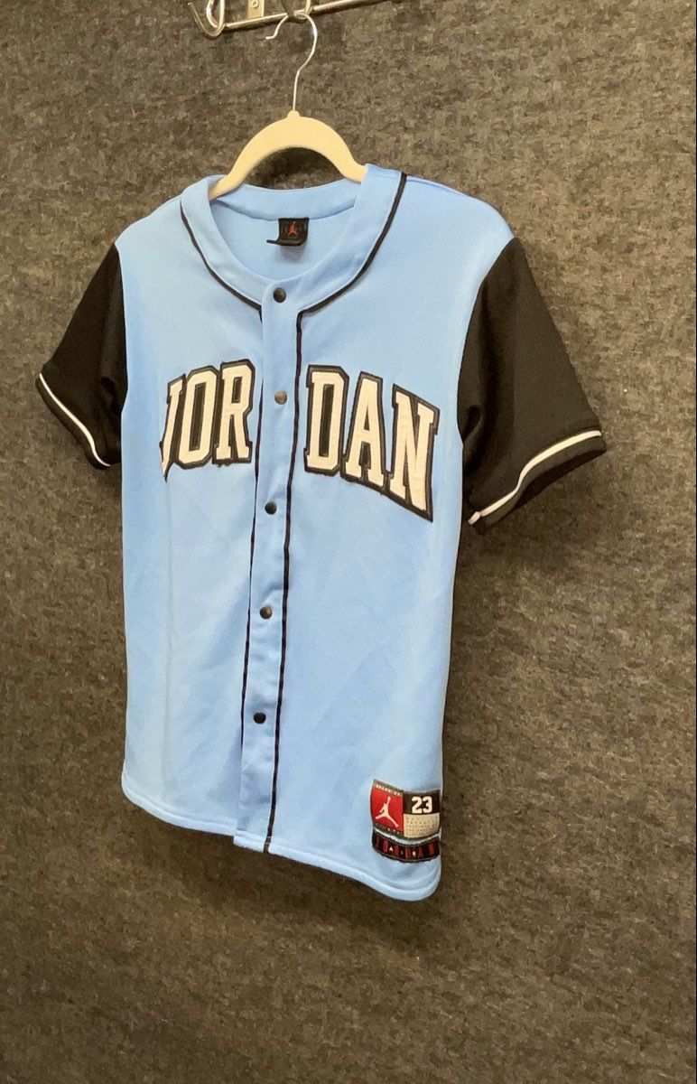 Jordan Boys Youth Baseball Jersey Blue Black Jumpman 23 Button Up Sz M
