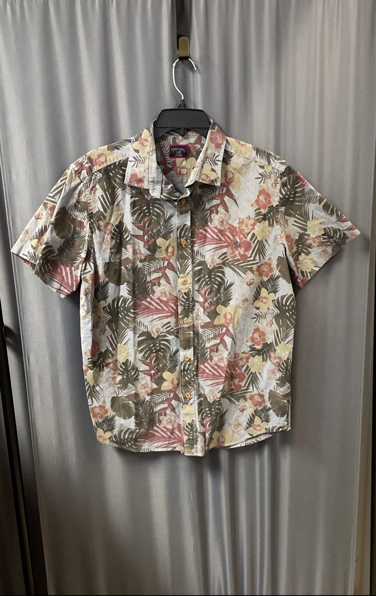 UNTUCKit Men's Gray Tropical Floral Slim Fit Short Sleeve Button Down Shirt L
