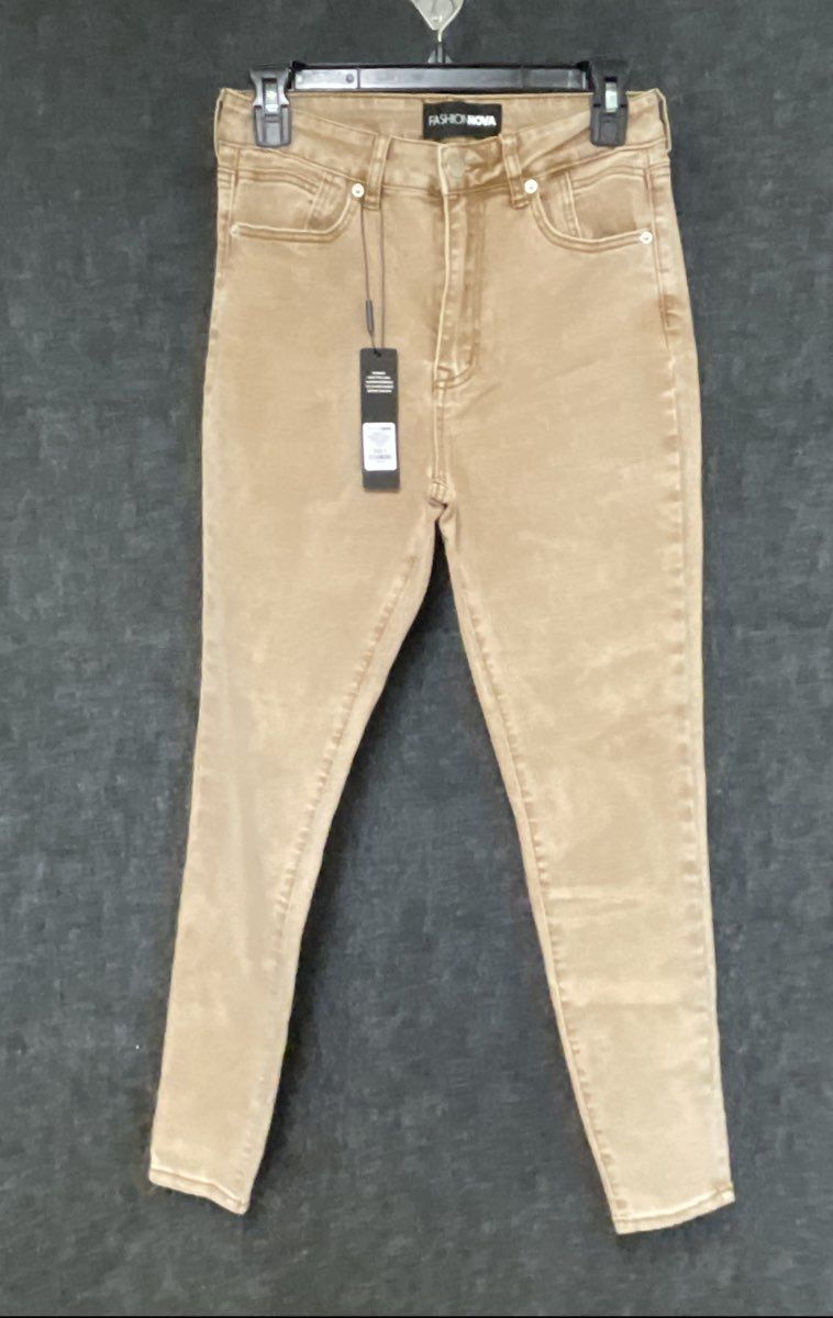 Fashion Nova Women's Shape Up Sculpting Stretch Skinny Jeans Brown NWT Size 9