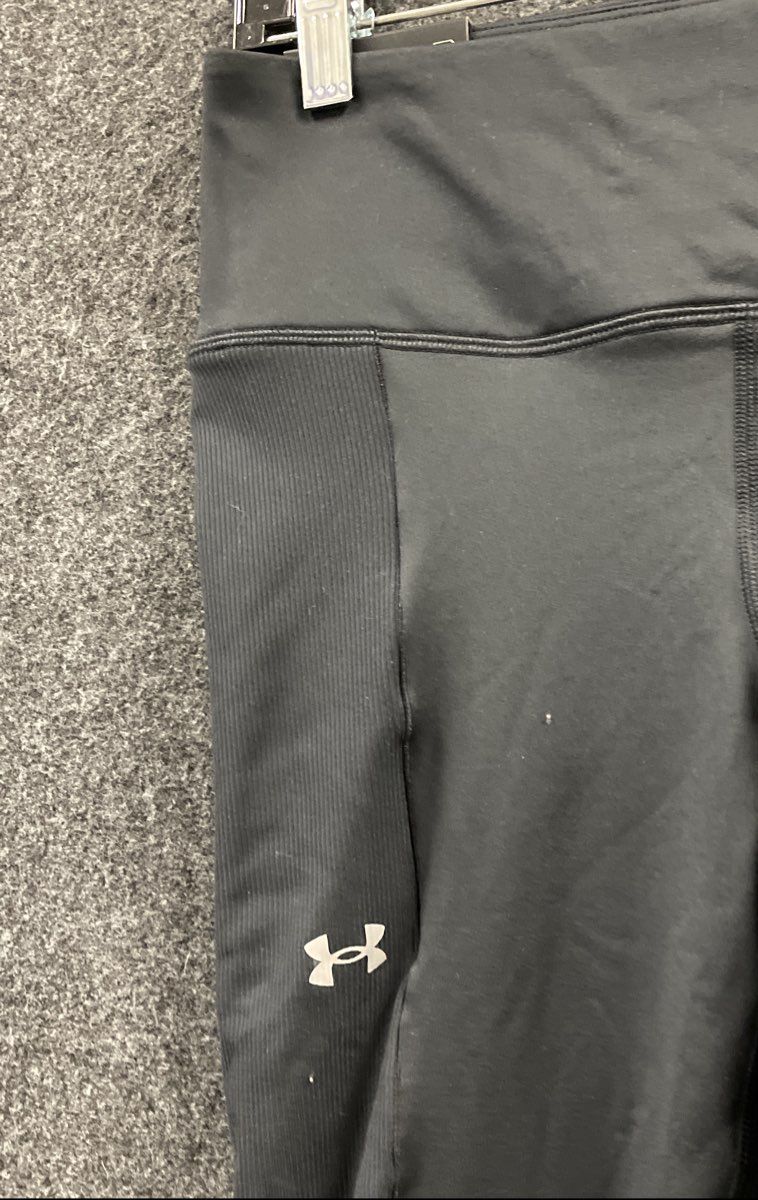 Under Armour Women's Black High Rise Full Length Fitted Leggings Sz M NWT