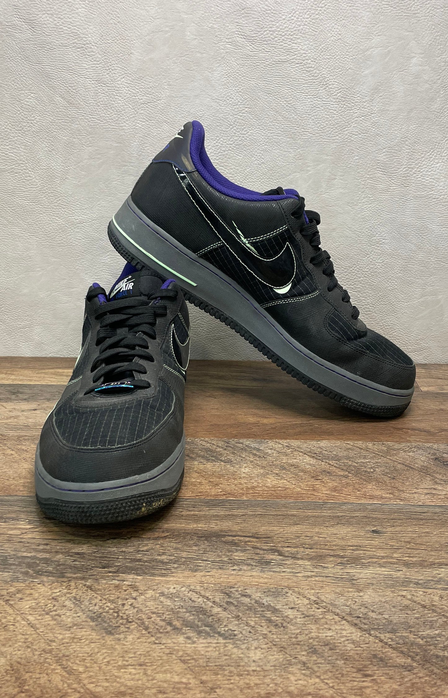 Nike Air Force 1 '07 LV8 Black Hyper Grape Wolf Grey Sneakers Men's Size 13