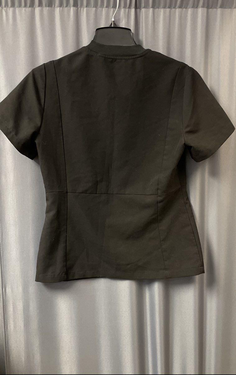 Figs Women's Black Technical Collection V-Neck Scrub Top Sz S