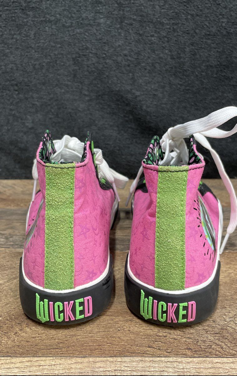 Ground Up Wicked Unlikely Friendship Pink Black High Top Sneakers Youth Size 3
