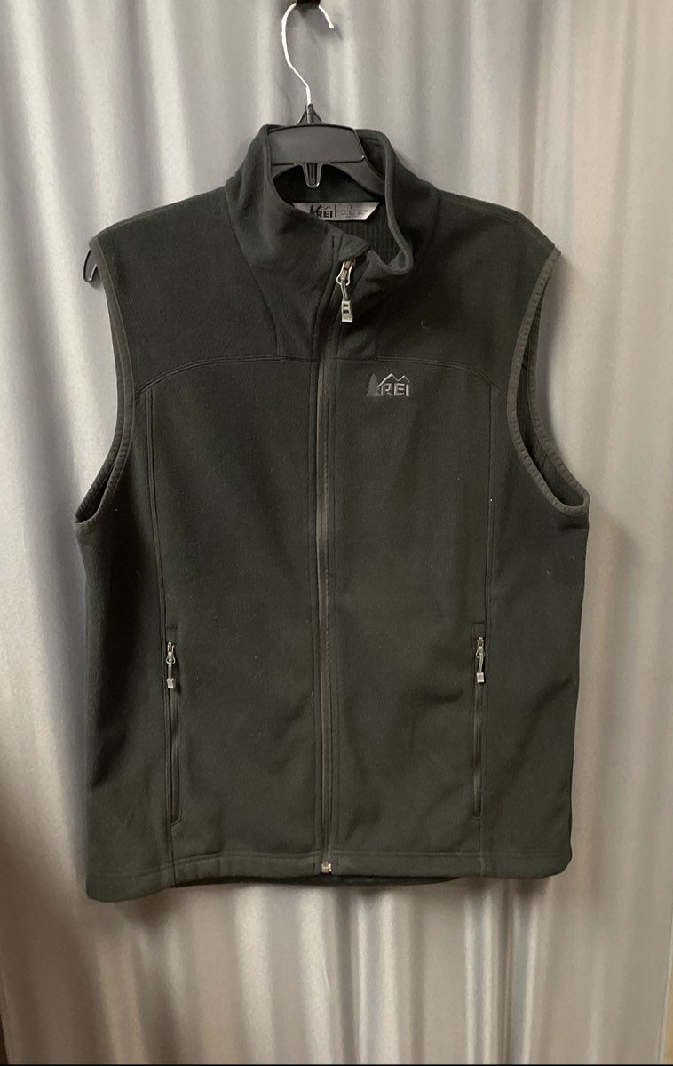 REI Men's Black Full Zip Fleece Vest Grid Lined Outdoor Layer Sz L