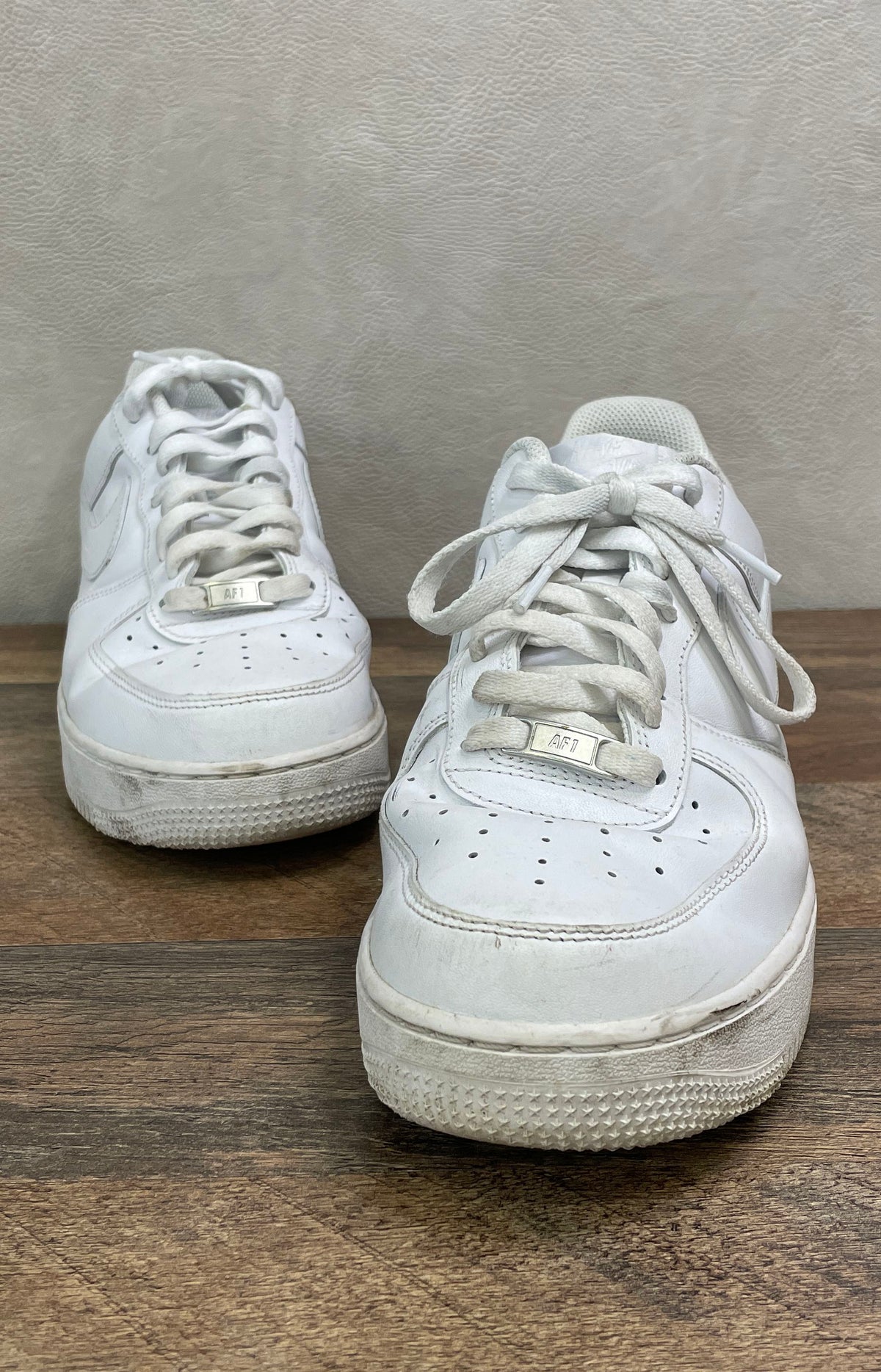 Nike Air Force 1 '07 Low Triple White Men's Sneakers Size 11 CW2288-111