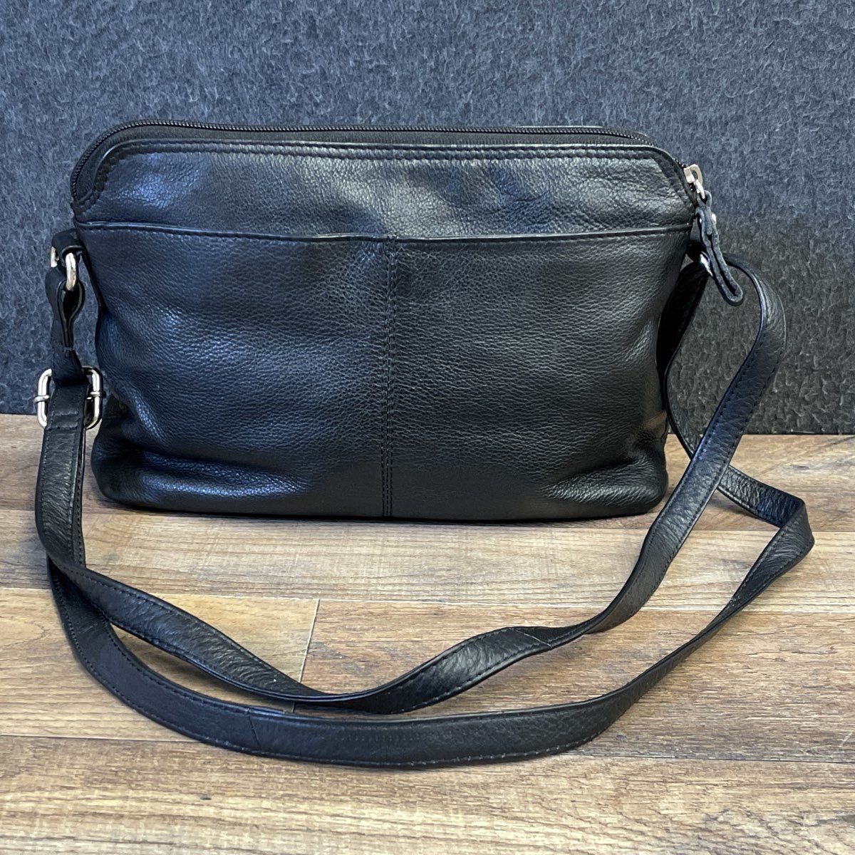 Great American Leather Works Black Leather Multi-Compartment Crossbody Bag