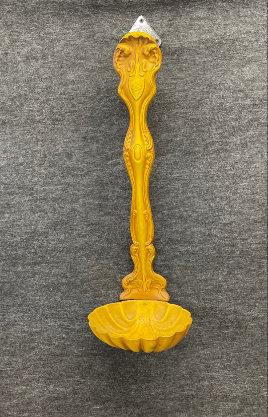 Vintage Rococo Style Cast Iron Wall Decor Spoon Shell Bowl Hanging Yellow