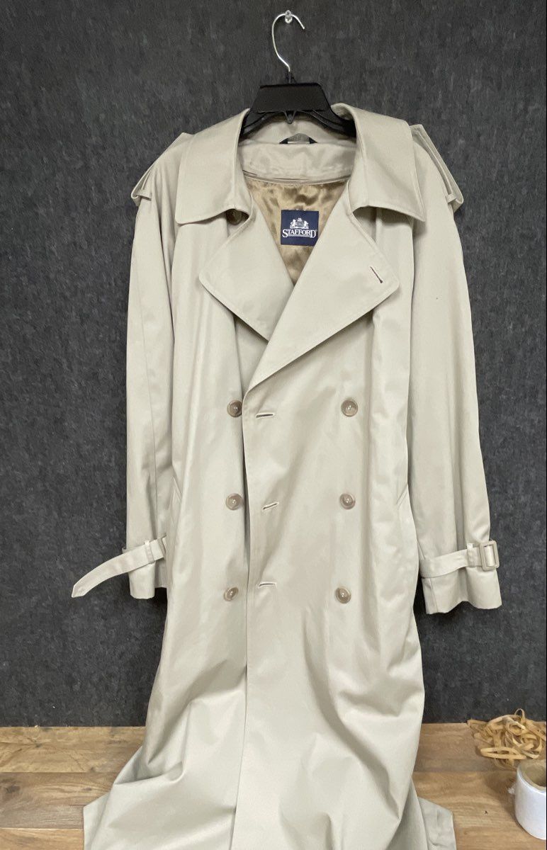 Stafford Men's Double Breasted Trench Coat Tan Khaki Belted Epaulettes Sz 42 R