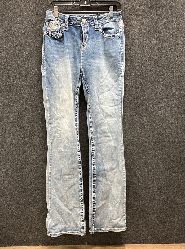 Answer Me Women's Blue Rose Floral Embroidery Rhinestone Bootcut Jeans Sz 11