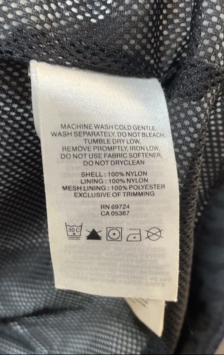 Columbia Women's Black Hooded Rain Jacket Nylon Mesh Lined Full Zip Sz L