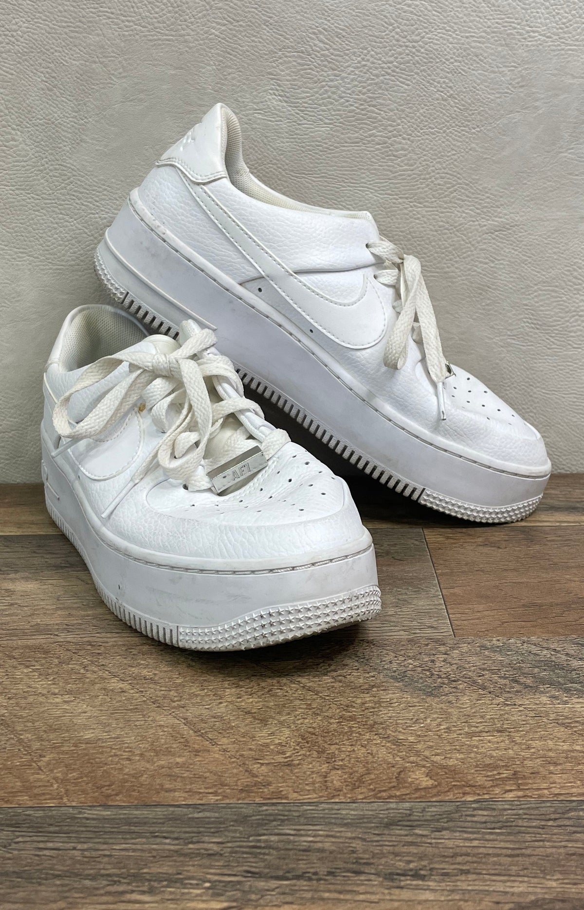 Nike Air Force 1 Sage Low Triple White Platform Sneakers Womens Size 8.5