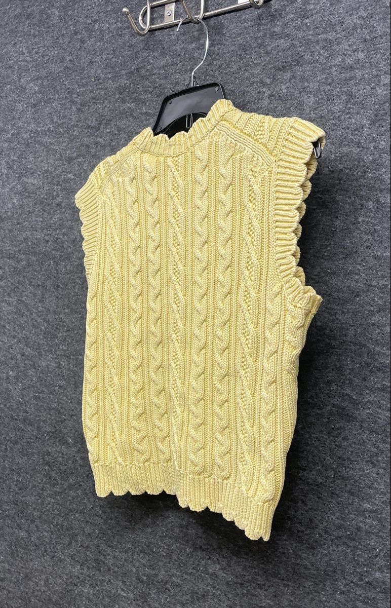Free Assembly Women's Yellow Cable Knit Sweater Vest Scalloped Trim Size S 4-6