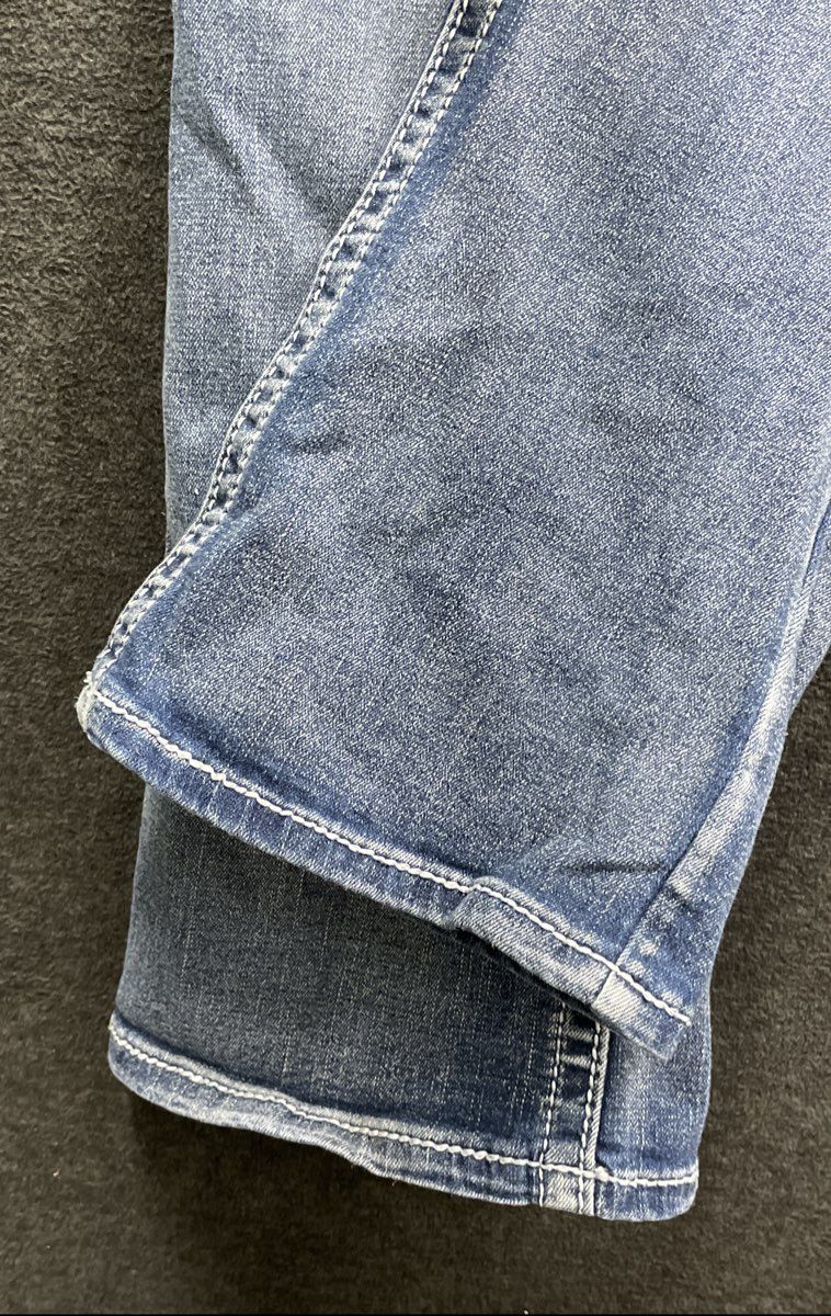 H&Y Women's Blue Embroidered Rhinestone Cross Bootcut Denim Jeans Sz 7/8